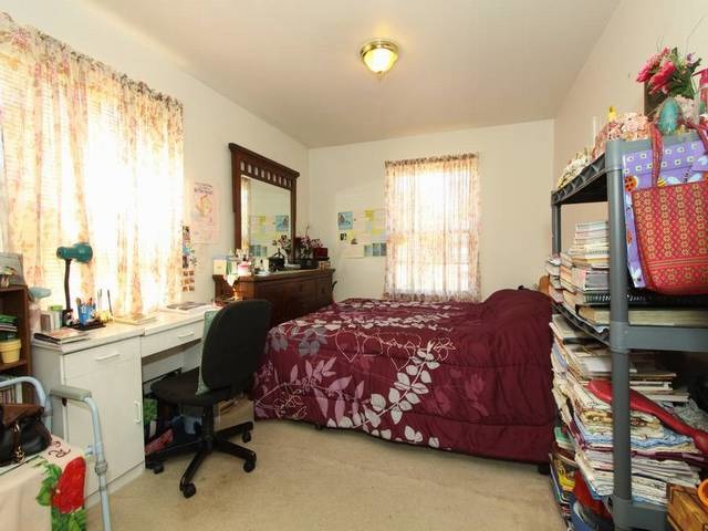 2801 Lancaster Dr, Markham, IL 60428 photo 7