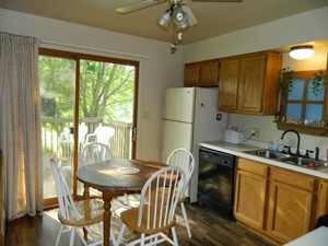 1432 Royal Ct, Elgin, IL 60123 photo 3