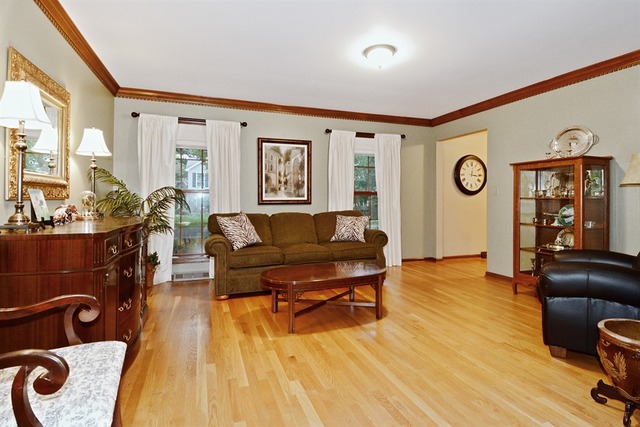 2156 Riverlea Cir, Naperville, IL 60565 photo 2