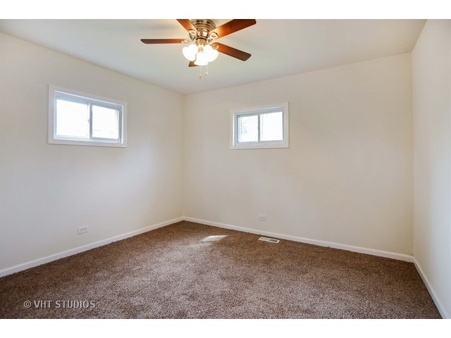 1566 Highland Ave, Glendale Heights, IL 60139 photo 6