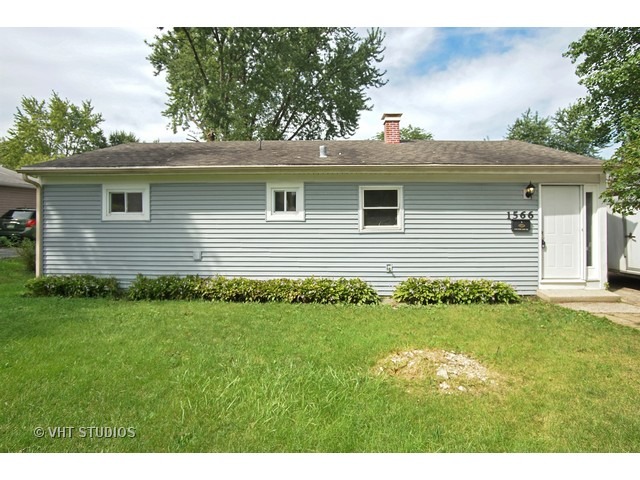 1566 Highland Ave, Glendale Heights, IL 60139 photo 1