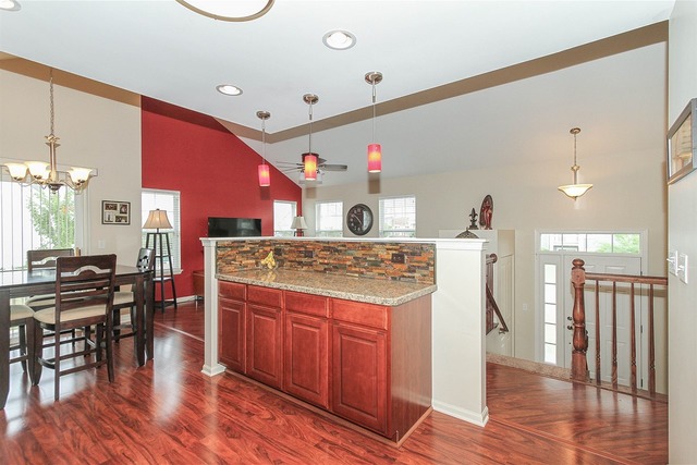 14616 Thomas Jefferson Dr, Plainfield, IL 60544 photo 4