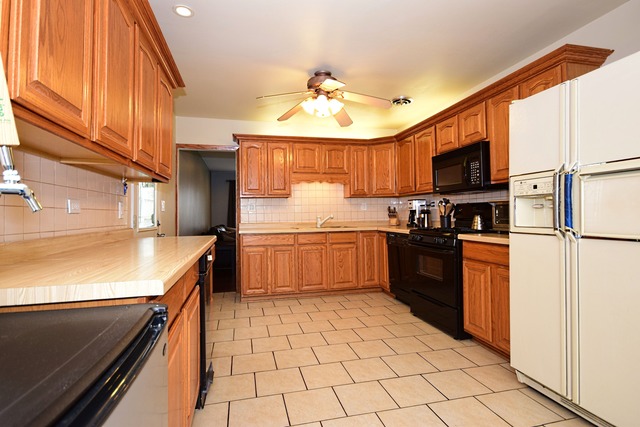 34 N Grant Dr, Addison, IL 60101 photo 8