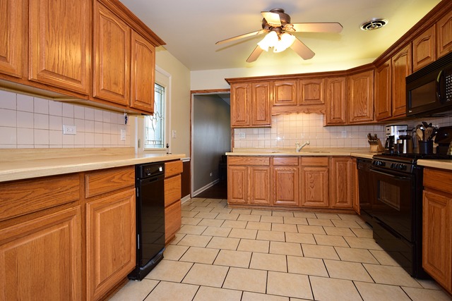 34 N Grant Dr, Addison, IL 60101 photo 7