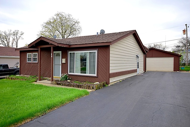 34 N Grant Dr, Addison, IL 60101 photo 1