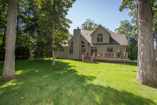 5610 Whiting Dr, Mchenry, IL 60050 photo 23