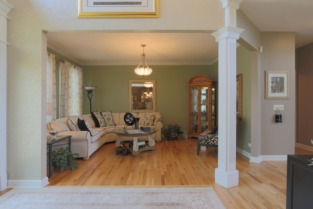 2348 Sutton Ln, Aurora, IL 60502 photo 6