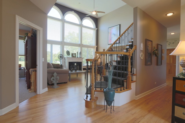 2348 Sutton Ln, Aurora, IL 60502 photo 8