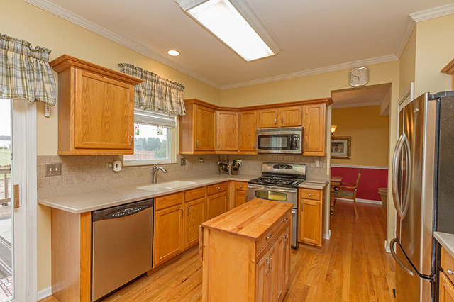 1022 Spinnaker St, Elgin, IL 60123 photo 9