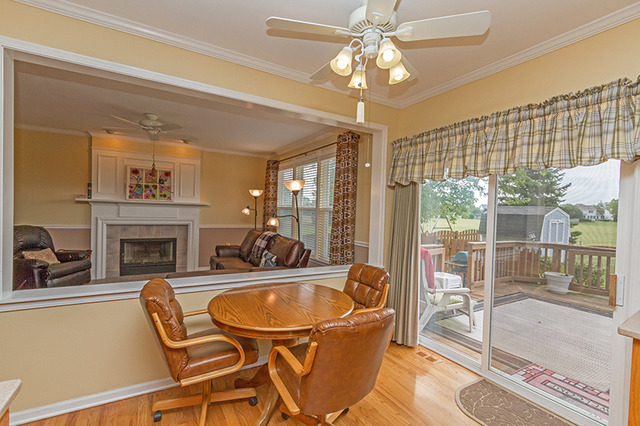 1022 Spinnaker St, Elgin, IL 60123 photo 7