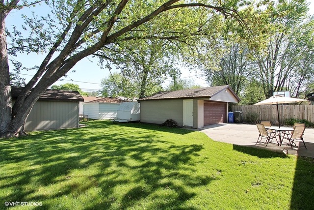 650 Westmere Rd, Des Plaines, IL 60016 photo 15