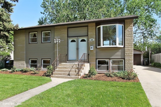 650 Westmere Rd, Des Plaines, IL 60016 photo 1