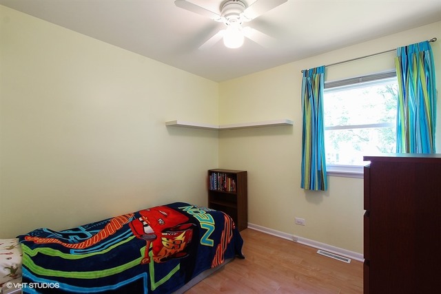 650 Westmere Rd, Des Plaines, IL 60016 photo 10