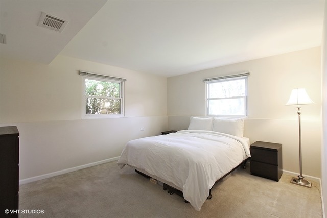 650 Westmere Rd, Des Plaines, IL 60016 photo 8