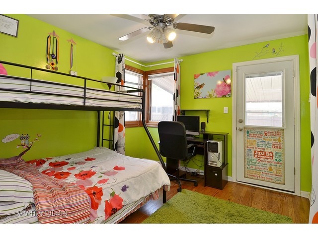 5045 W Devon Ave, Chicago, IL 60646 photo 8