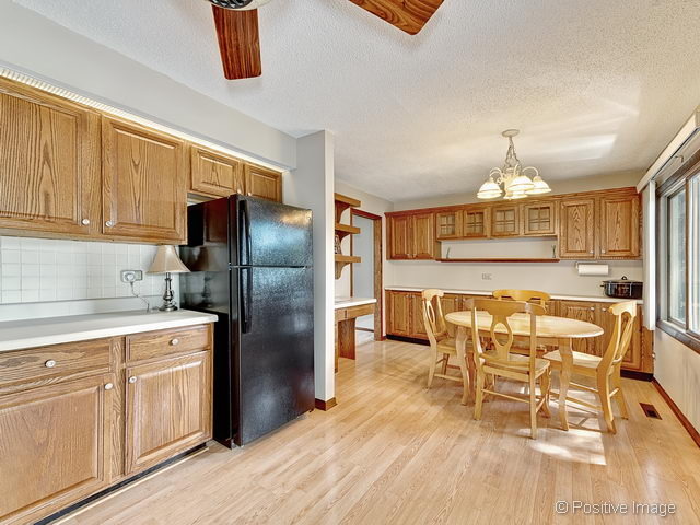 1508 Wilson Ave, Wheaton, IL 60189 photo 3