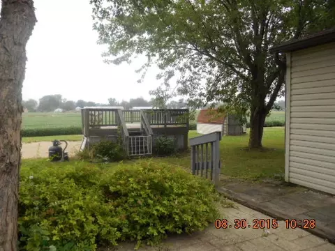 33 Dose Dr, Lostant, IL 61334 photo 13