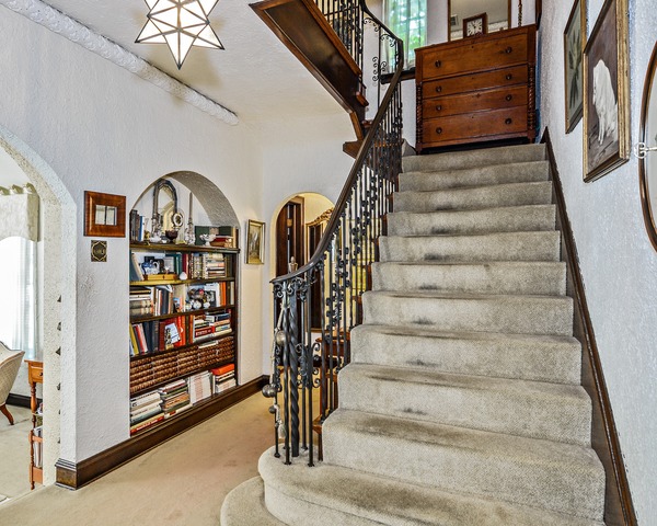 9427 S Pleasant Ave, Chicago, IL 60643 photo 2
