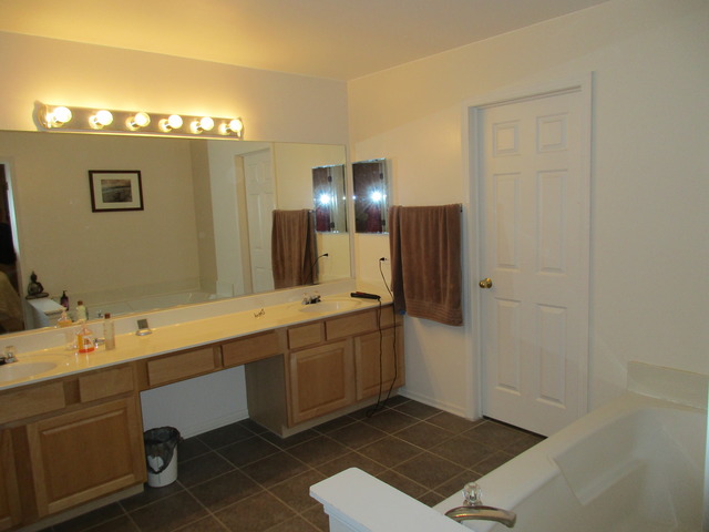 1750 Delta Dr, Aurora, IL 60503 photo 6