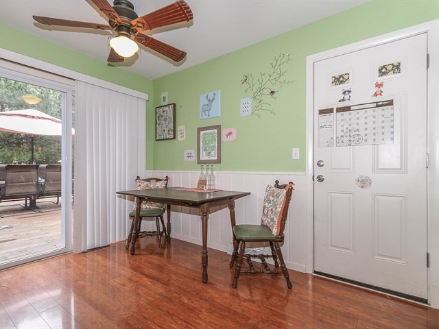 1692 Sheffield Dr, Elgin, IL 60123 photo 9
