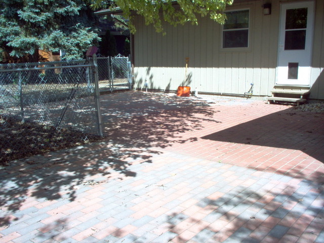 1555 Easy St, Elgin, IL 60123 photo 23