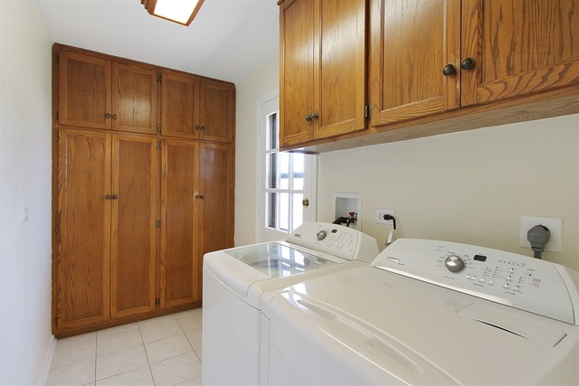631 Wyngate Ln, Buffalo Grove, IL 60089 photo 10