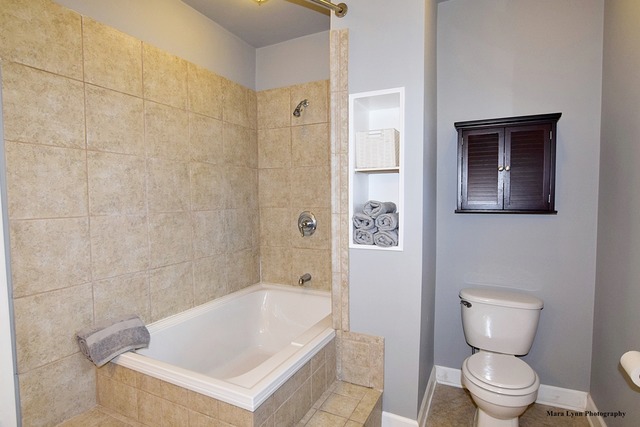 1306 S Naperville Rd, Wheaton, IL 60189 photo 13