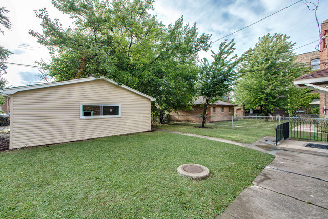 11618 S Artesian Ave, Chicago, IL 60655 photo 24