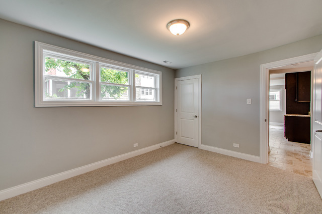 11618 S Artesian Ave, Chicago, IL 60655 photo 9