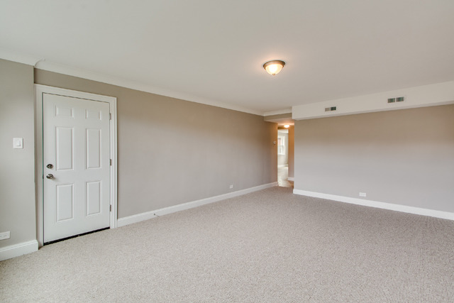11618 S Artesian Ave, Chicago, IL 60655 photo 3