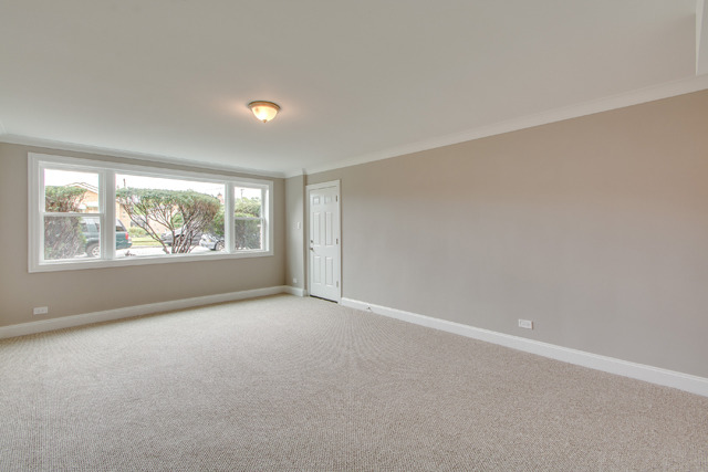 11618 S Artesian Ave, Chicago, IL 60655 photo 4