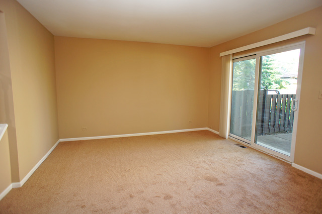 417 Buffalo Trl, Wheeling, IL 60090 photo 3