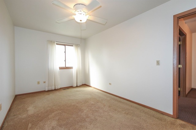 705 Heather Ln, Bartlett, IL 60103 photo 20
