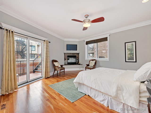 2825 N Lakewood Ave, Chicago, IL 60657 photo 10