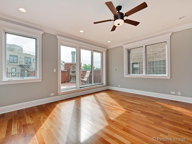 2825 N Lakewood Ave, Chicago, IL 60657 photo 14