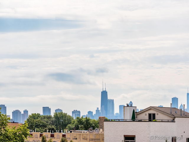 2825 N Lakewood Ave, Chicago, IL 60657 photo 25