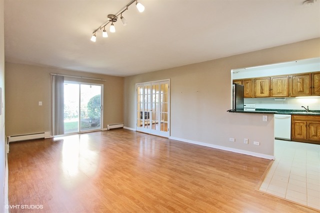 707 E Falcon Dr #c108, Arlington Heights, IL 60005 photo 2
