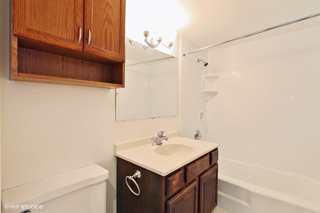 707 E Falcon Dr #c108, Arlington Heights, IL 60005 photo 4