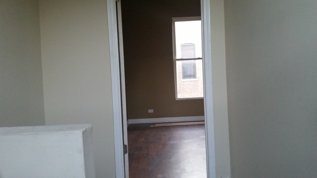 726 E 93rd St, Chicago, IL 60619 photo 3