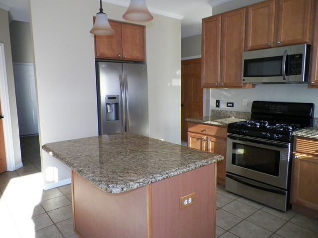 2014 Caton Ridge Dr, Plainfield, IL 60586 photo 9