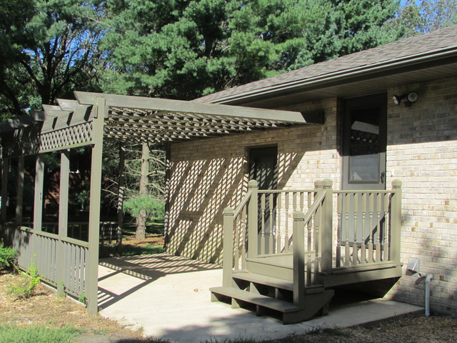 1385 N Gorham Rd, Morris, IL 60450 photo 3