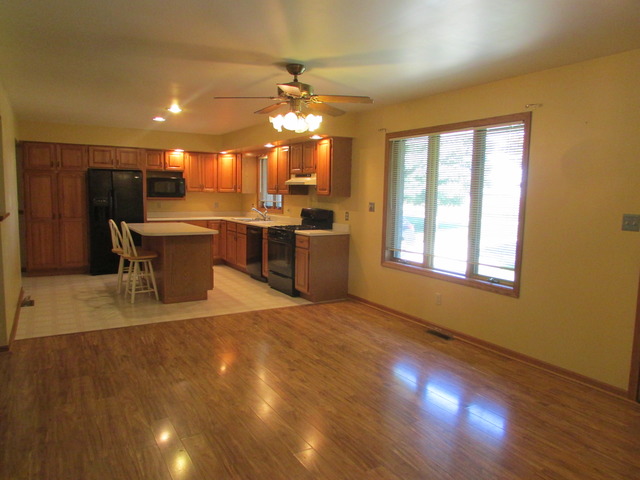 1385 N Gorham Rd, Morris, IL 60450 photo 7