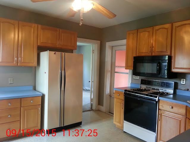 421 Elm St, Maple Park, IL 60151 photo 2