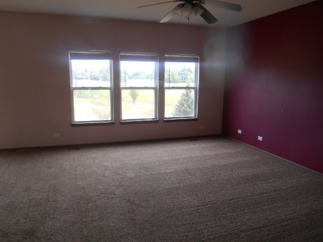 3014 Arbor Dr, Mchenry, IL 60050 photo 3