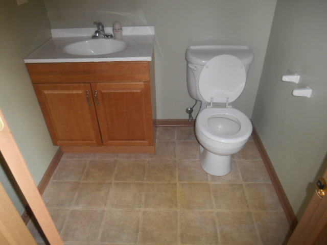 3014 Arbor Dr, Mchenry, IL 60050 photo 5