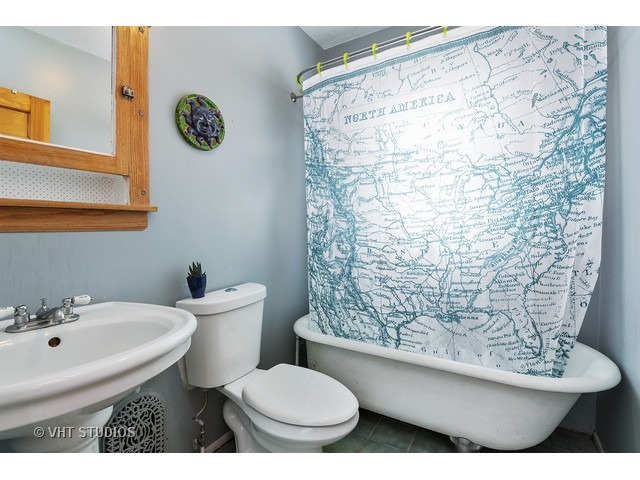 2025 Maple Ave, Evanston, IL 60201 photo 13
