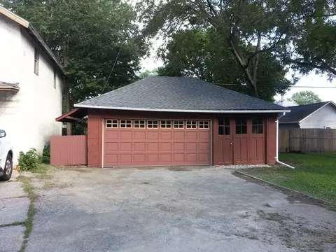 523 Oak Ave, Aurora, IL 60506 photo 3