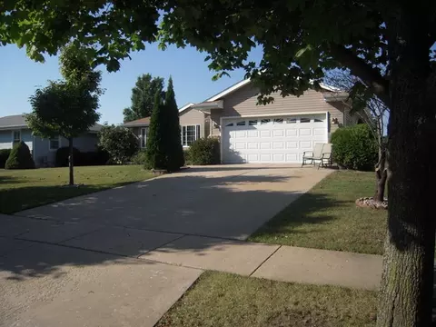 6511 Bazz Dr, Plainfield, IL 60586 photo 2