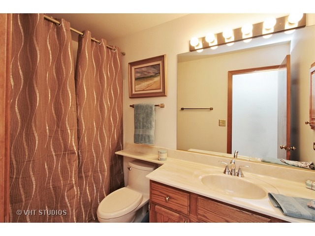 3 Whaler Ct, Grayslake, IL 60030 photo 11