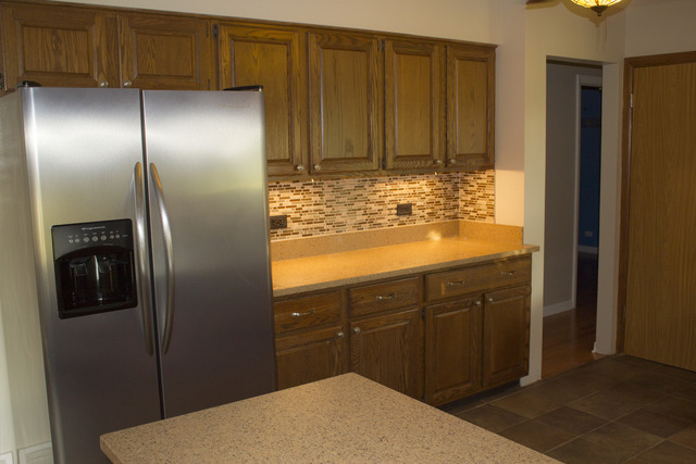 4 N070 Edwards Dr, Addison, IL 60101 photo 3